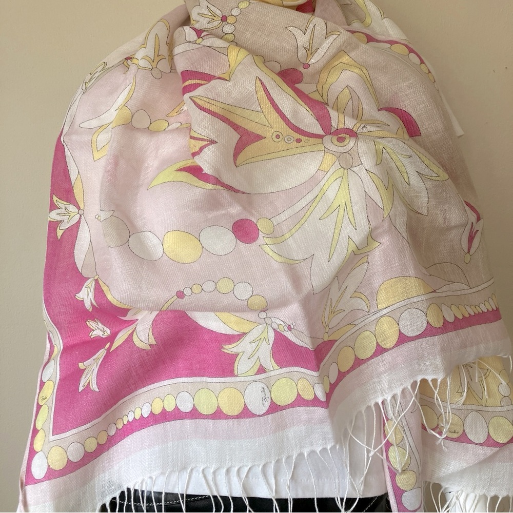 VTG EUC Emilio Pucci linen scarf/wrap w/fringe